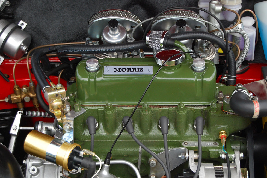 Vintage Automobile | Mini Cooper Motor | Lee Sutton | Flickr
