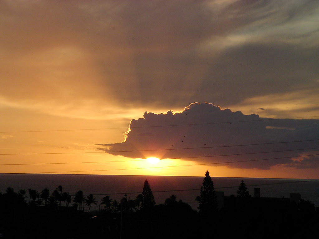 More Maui Sunset Action
