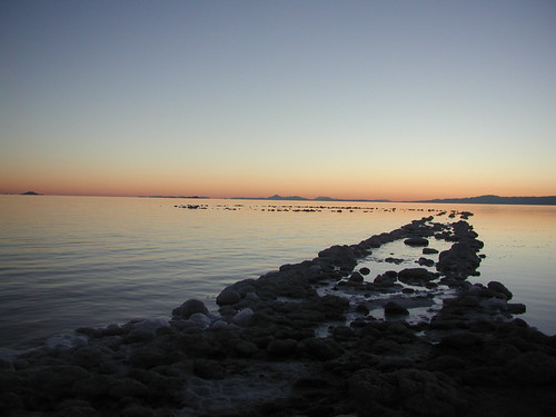 sunset lake utah desert greatsaltlake theorris smithson spiraljetty clintgardnerphoto