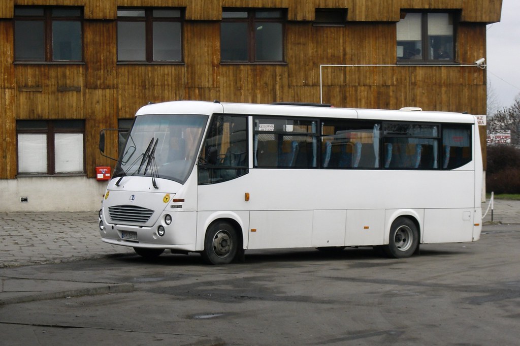 Biały autobus / White bus