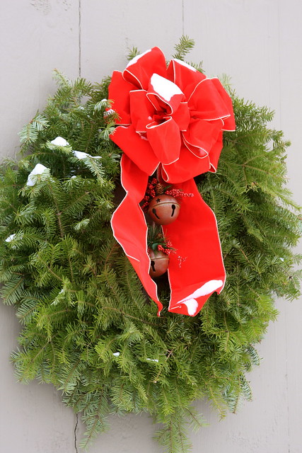 Wreath with bells.
