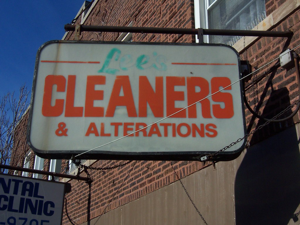 Lee's Cleaners & Alterations | Avondale, Chicago | Tim Kapustka | Flickr
