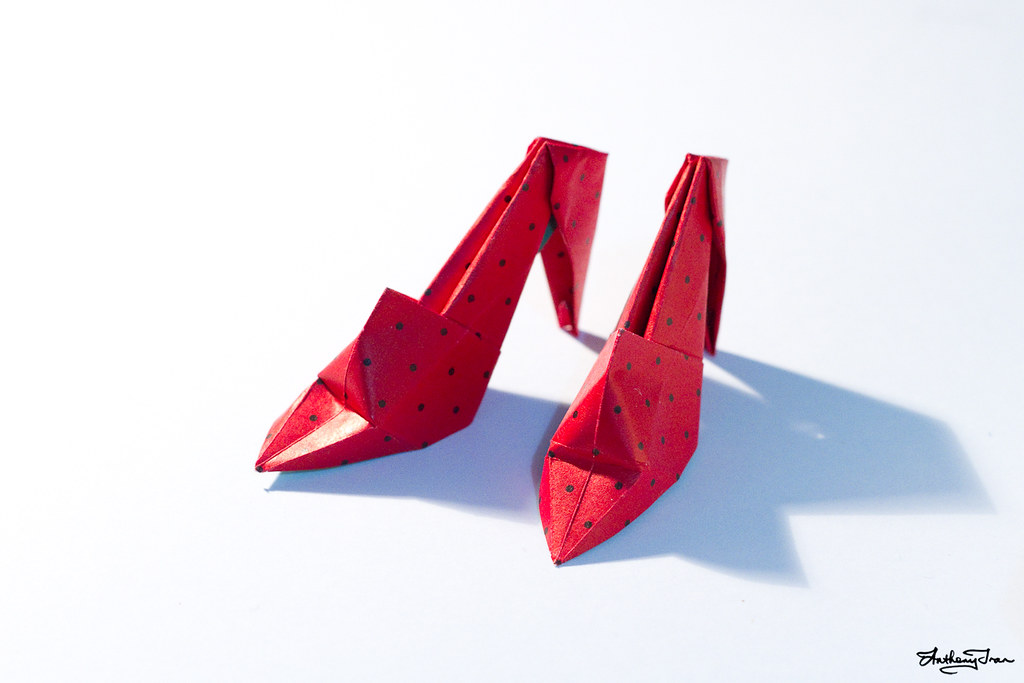 Origami High-Heel Shoes by antzpantz