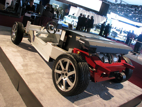 Tesla Roadster chassis | Evan Hayden | Flickr