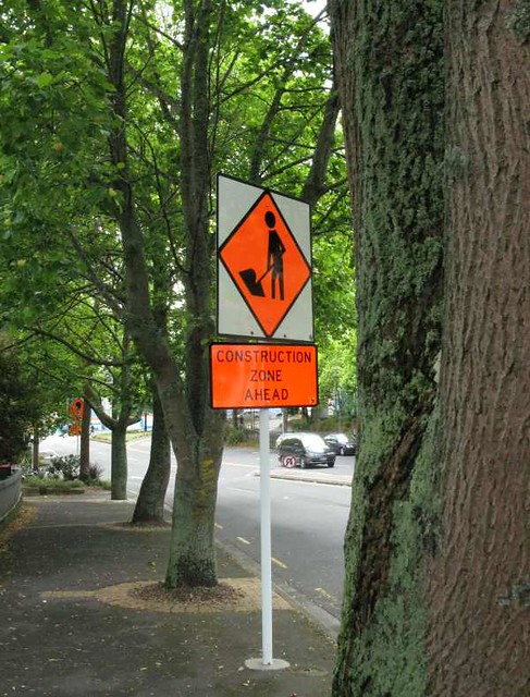 Orange road sign for works | 2008-11-05, Auckland | Eric Bréchemier ...