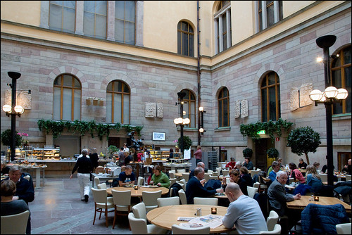 Atrium café, Nationalmuseum | by T-beam