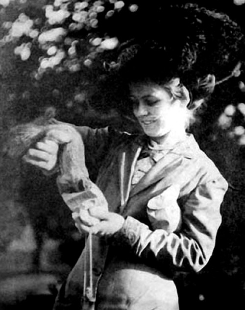 Doris McTeigue - 1913