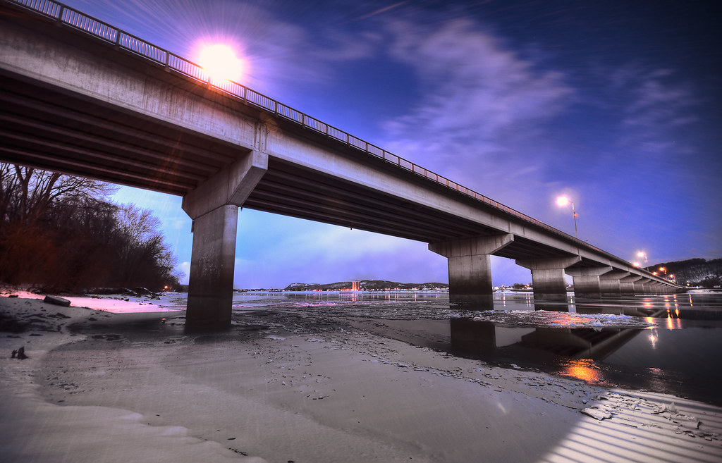 Sunbury Bridge [HDR] | anyone who has ever been through Cent… | Flickr