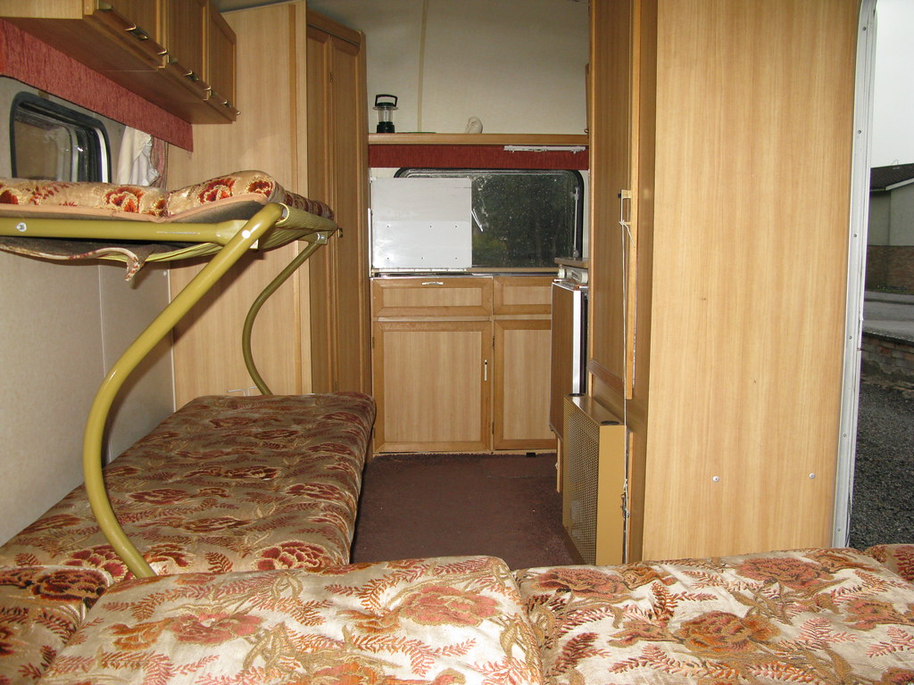 Eccles Elan 14 Caravan 1981 interia bed made 027 | CI Eccles… | Flickr