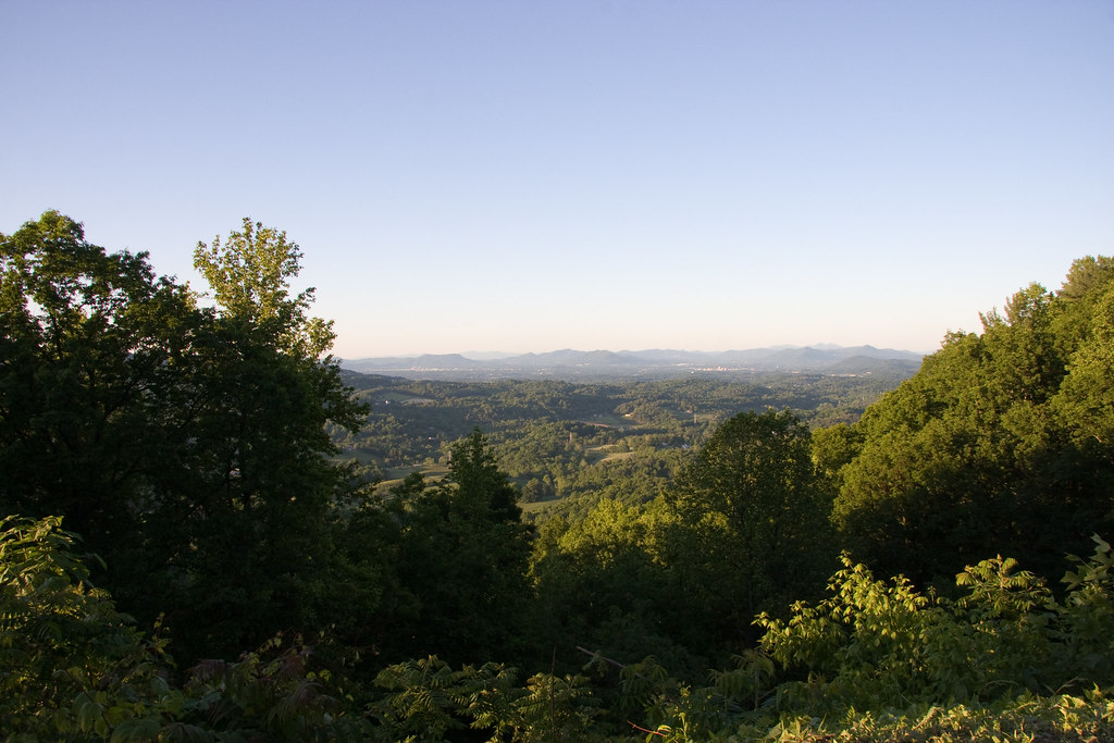 FL_May09_RoadTrip-22 | Along the Blue Ridge Parkway. | vkthorp | Flickr