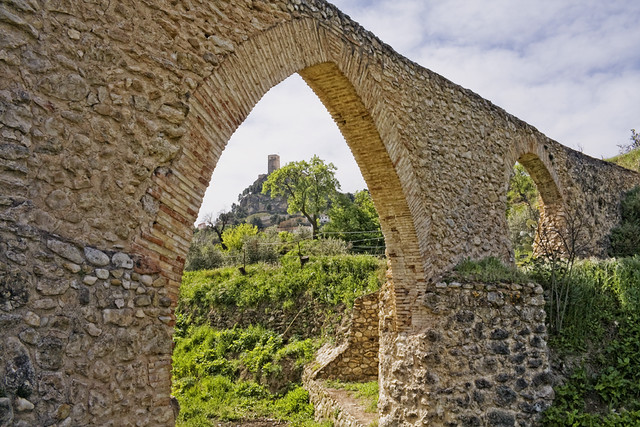 Acueducto  medieval en Biar