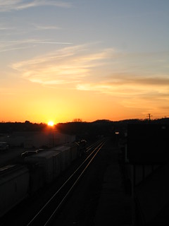 Sunset in Abingdon over the rails