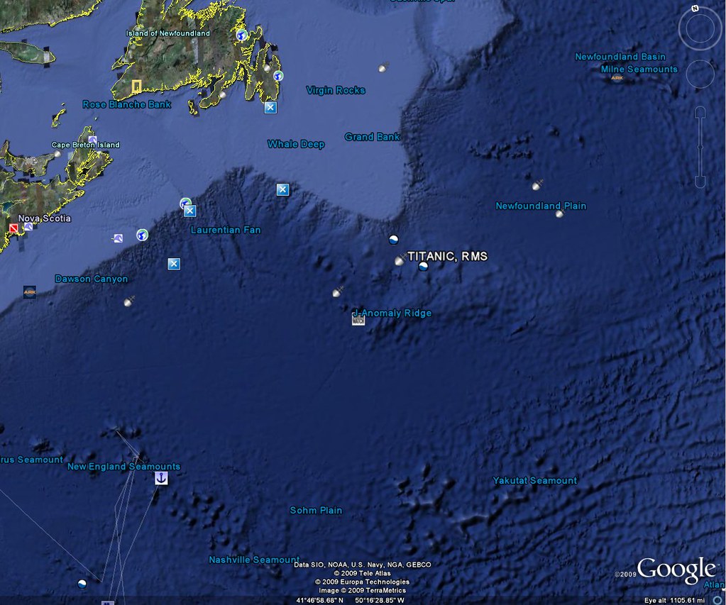 Карта утонувших. Место крушения Титаника на карте координаты. Место где затонул Титаник на карте координаты. Место крушения Титаника на карте со спутника. Место где затонул Титаник на карте со спутника в реальном времени.