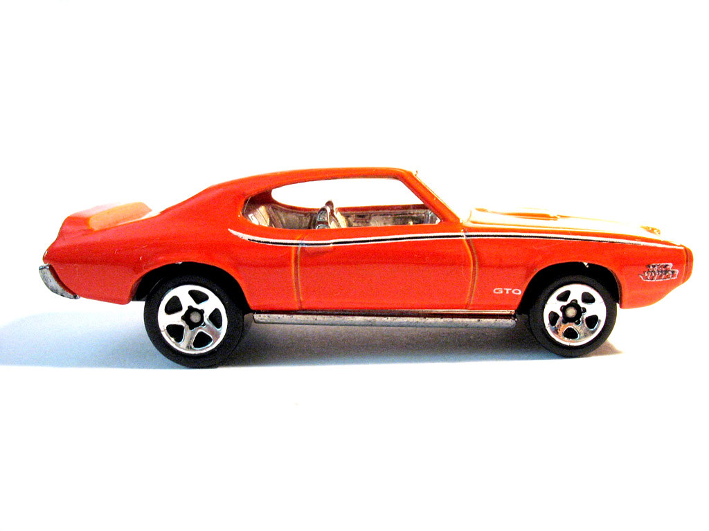 69 Pontiac GTO | 2005 Hot Wheels | NakedHuman | Flickr