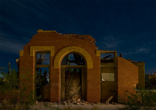 abandoned night town ruins texas ghost bank toyah