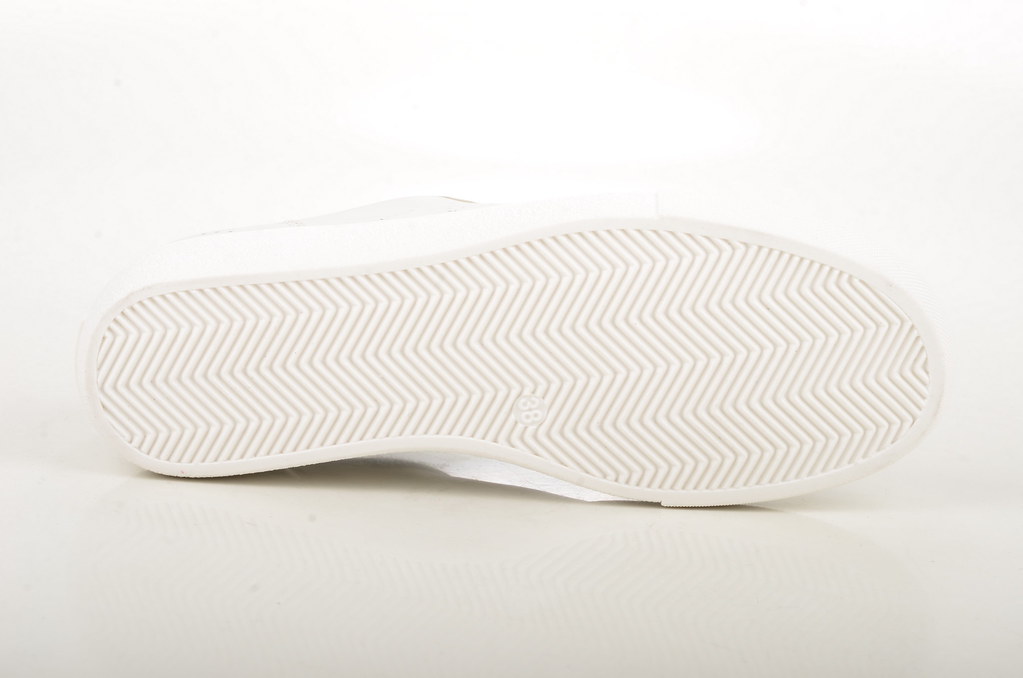 Marc Cain Sneaker mit Perlen Kalbsleder optic weiß (white)… | Flickr