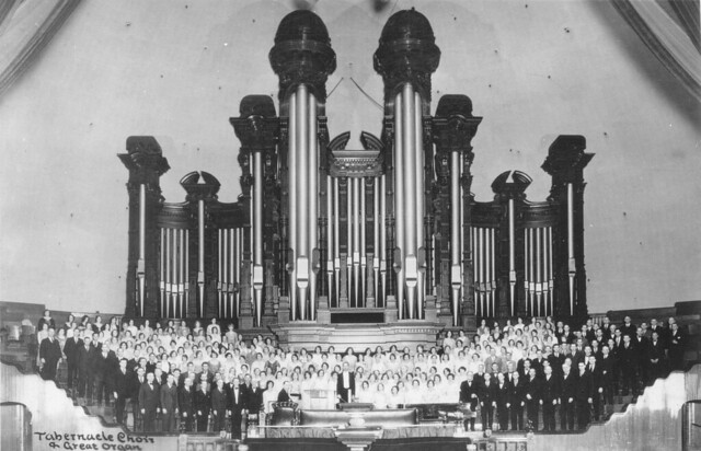Mormon Tabernalce Choir in 1929