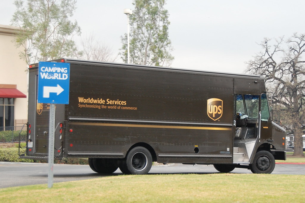 UNITED PARCEL SERVICE (UPS) DELIVERY TRUCK