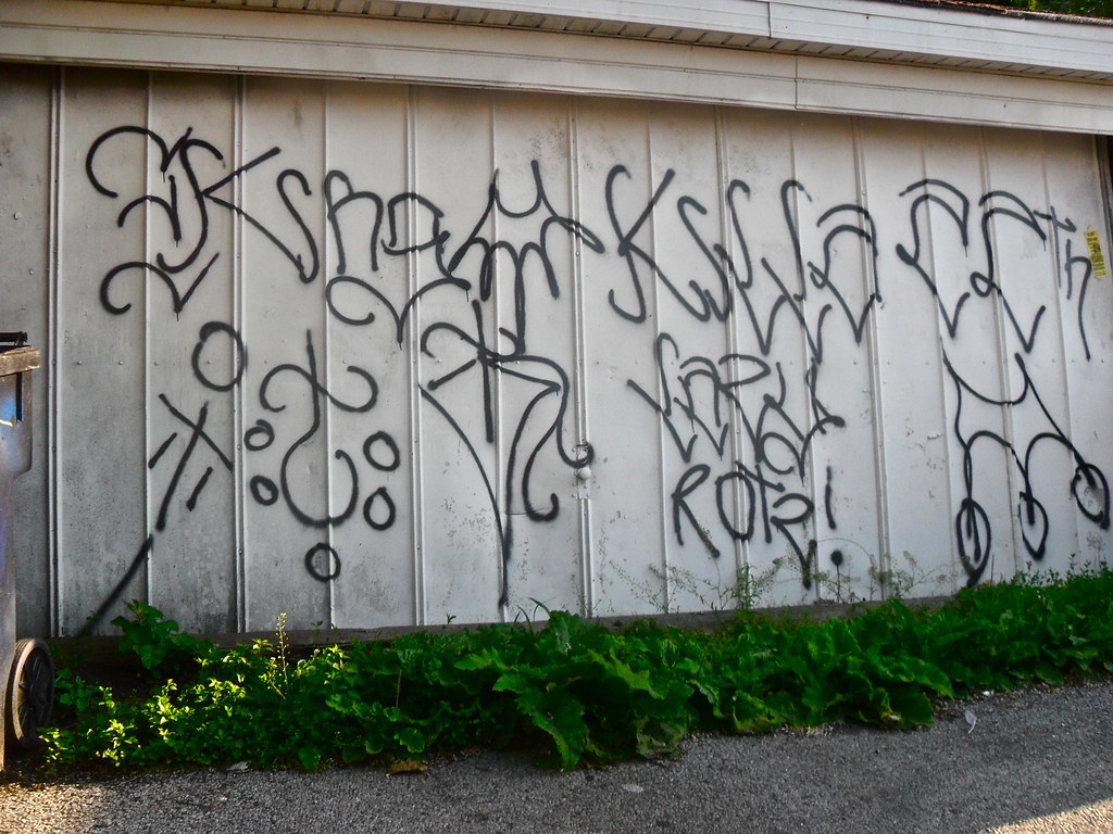 chicago, graffiti, chitown, tags, chiraq, gangs, gangwar, ganggraffiti, gan...