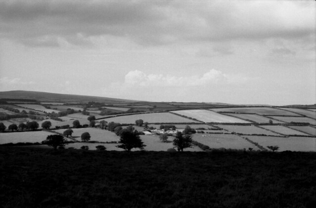 97BW013_16 - North Devon countryside England