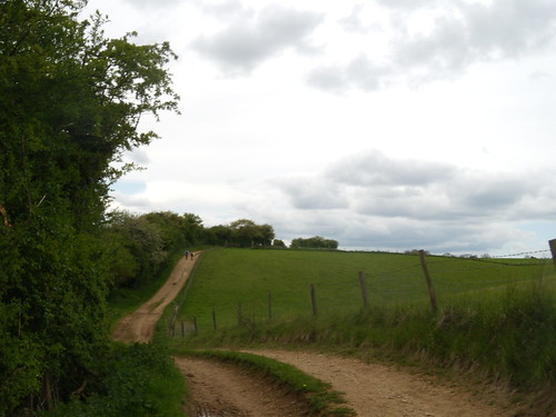 Path Hanborough to Charlbury