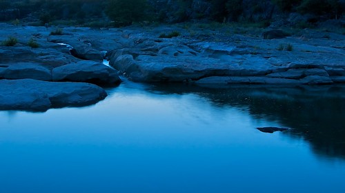 blue water rock river stream texas dusk tx stillwater pedernales pedernalesriver pedernalesstatepark
