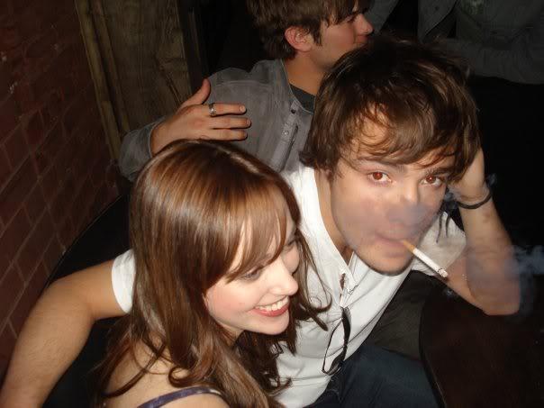 Ed Westwick says smoking is 100% h0t !!!!!! exposed nude 