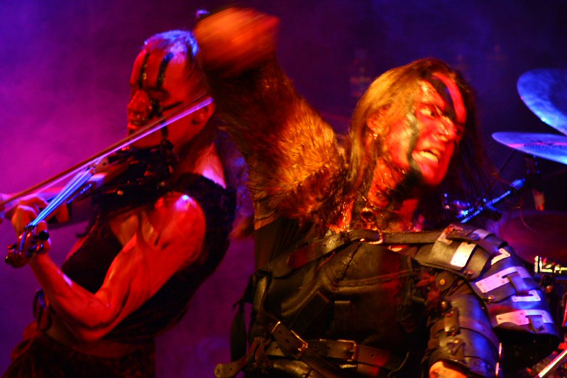 Turisas en la Sala Apolo de Barcelona