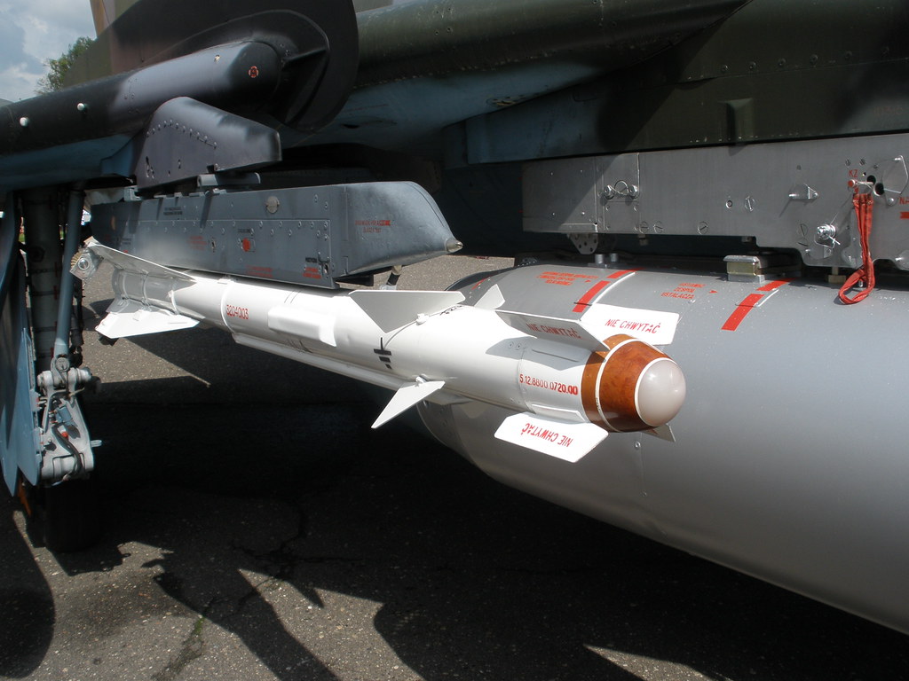 Сравнение р60 и р60 про. Р-60м ракета воздух-воздух. R60 Missile. Р-60 АПУ 60. Р-8 ракета «воздух-воздух».