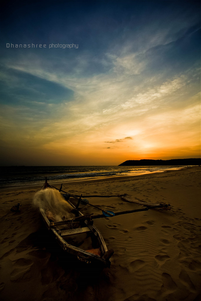 Sunset at Nivati beach, Kochre, Vengurla, Maharashta, India. by ecstatic eyes