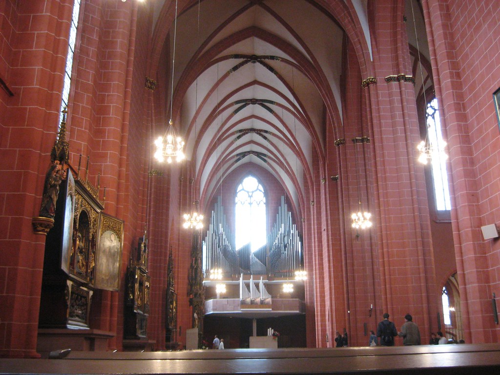 Frankfurt: Kaiserdom St. Bartholomäus | Transept with organ.… | Flickr