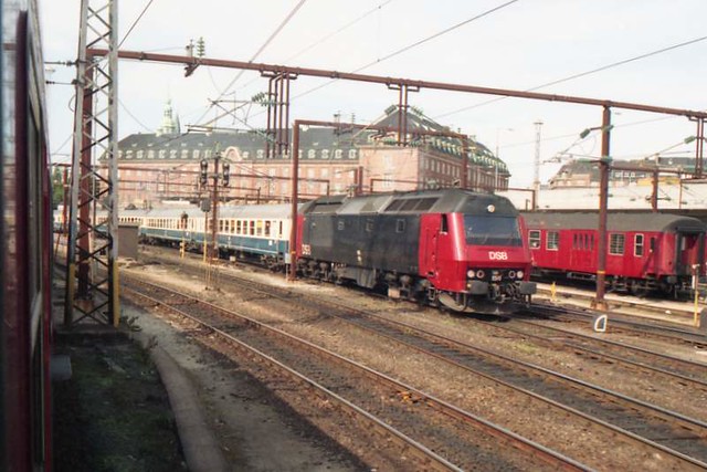 Arriving Copenhagen Central (1987)