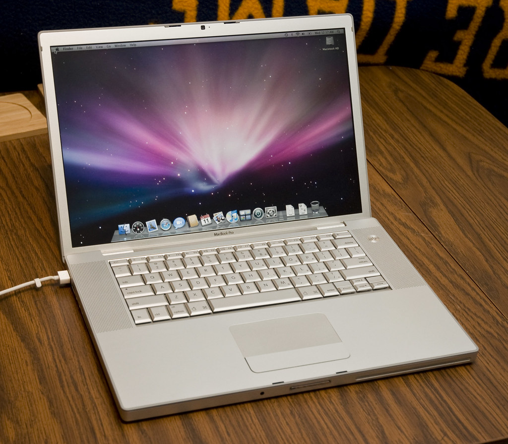 Macbook Pro My old 1.83 GHz Core Duo MacBook Pro. Going of… Flickr