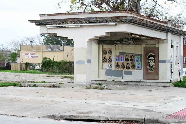 3290 Abandoned Gas Station
