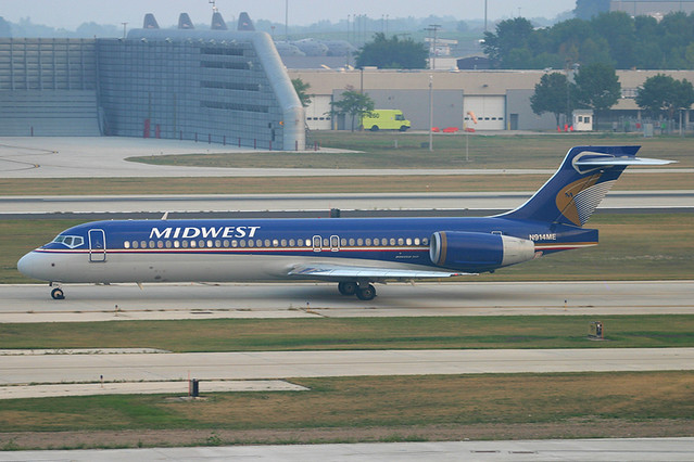 Midwest Airlines Boeing 717-2BL N914ME