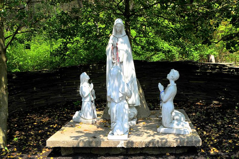 Hurtig tøjlerne ego Blue Army Shrine, Washington, NJ | Our Lady of Fatima | Peachhead  (5,000,000 views!) | Flickr