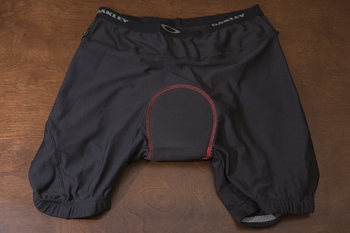 Oakley 3.7 Mountain Bike Shorts Small Black 06 | erikkellison | Flickr