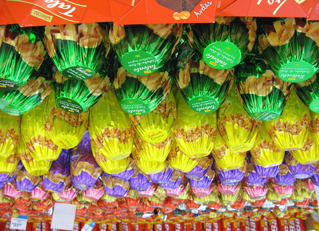 Feliz Páscoa Happy Easter! Ovos de Páscoa Ovo de Páscoa  Easter Eggs  supermercado Brazilian Easter Brasil Brazil