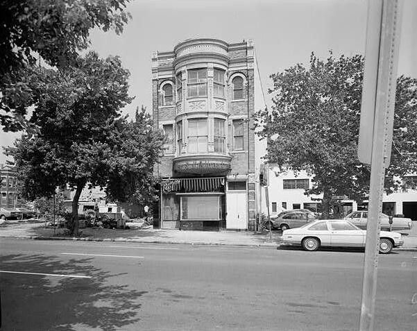 815 Tenth Street, NW (demolished)