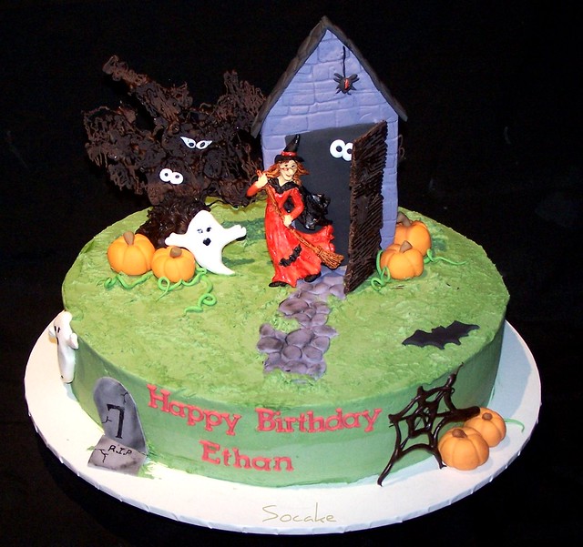 Ethans spooky cake