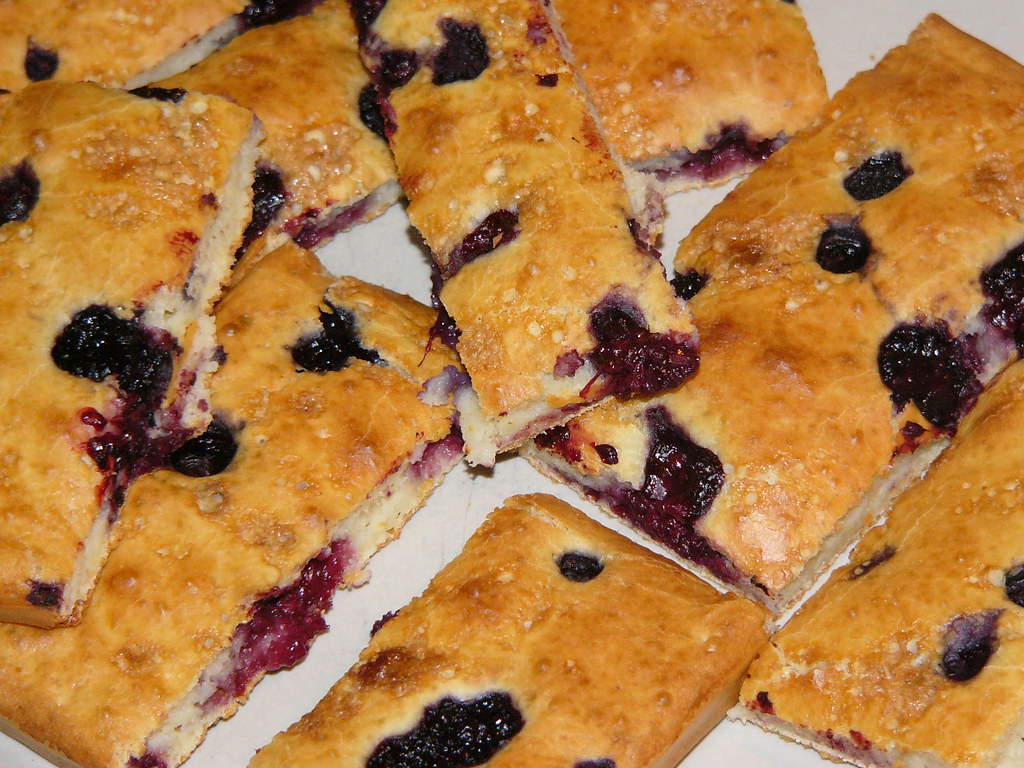 Blackberry Breakfast Bars