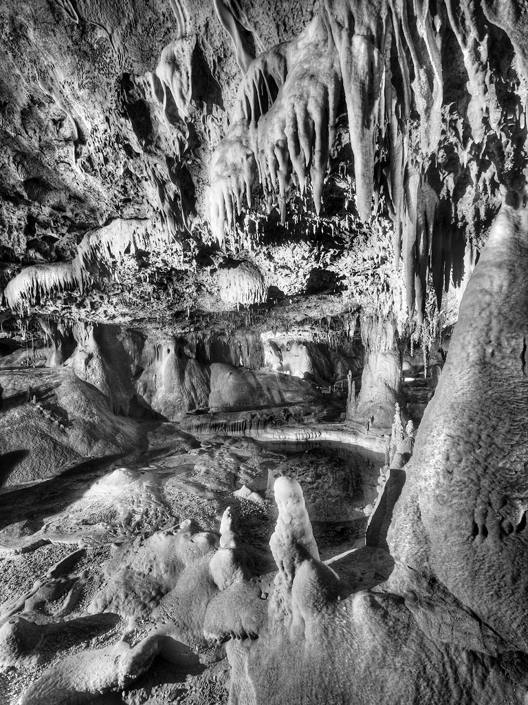 Inner Space Caverns Reflection Pool B&W