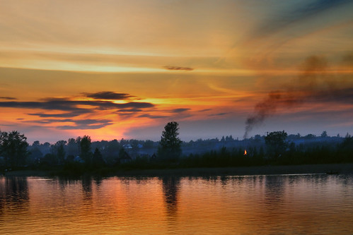 Sunset on Neva River by christian.senger