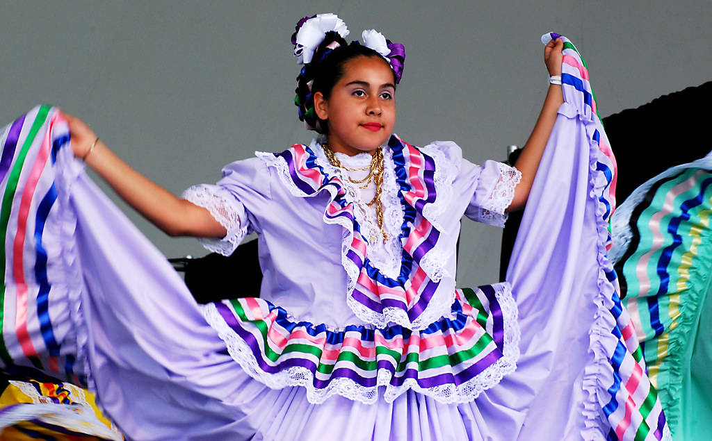 Mexican dancers at Lorain International Festival 08 | Flickr
