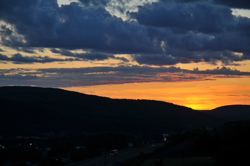 DSC_1585 [640x480] by pandjt, 16 June 2009 - Sunset at Edmunston from a bluff near the Comfort Inn.sunset edmunston