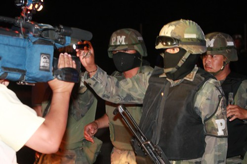 soldados golpean periodistas 4 | Cd. Juarez chihuahua 04 de … | Flickr