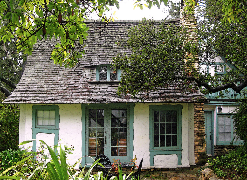 The Fairytale Cottages Of Carmel By The Sea After Hugh Com Flickr