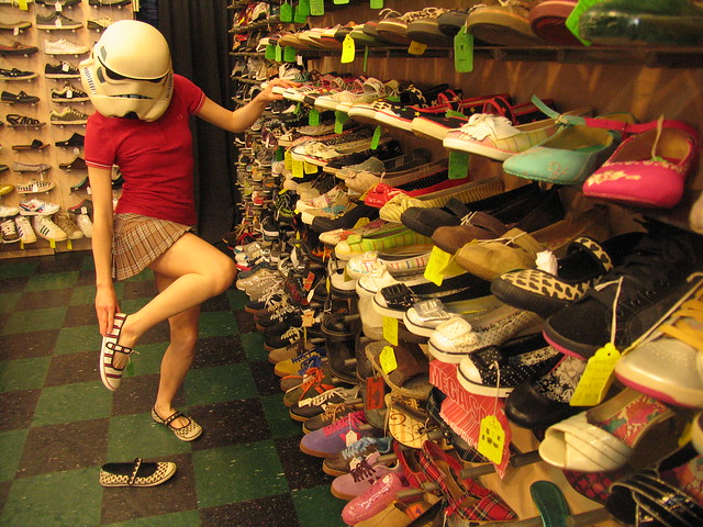 redandjonny: Shoe shopping  sugar shoes