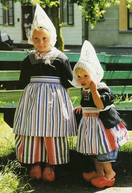 Holland | Two Dutch girls in traditional costumes, Holland ...