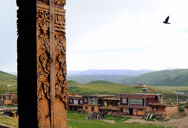 Tibetan woodcarving an ancient tradition .